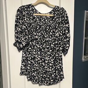 Terra & Sky Black and White Patterned Blouse